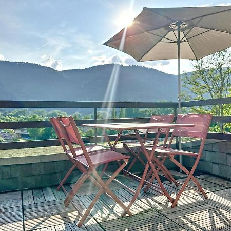 Charmant Appartement Avec Terrasse Parking Ispagnac Exterior foto